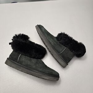 UGG black ankle boots with bows women's size 19